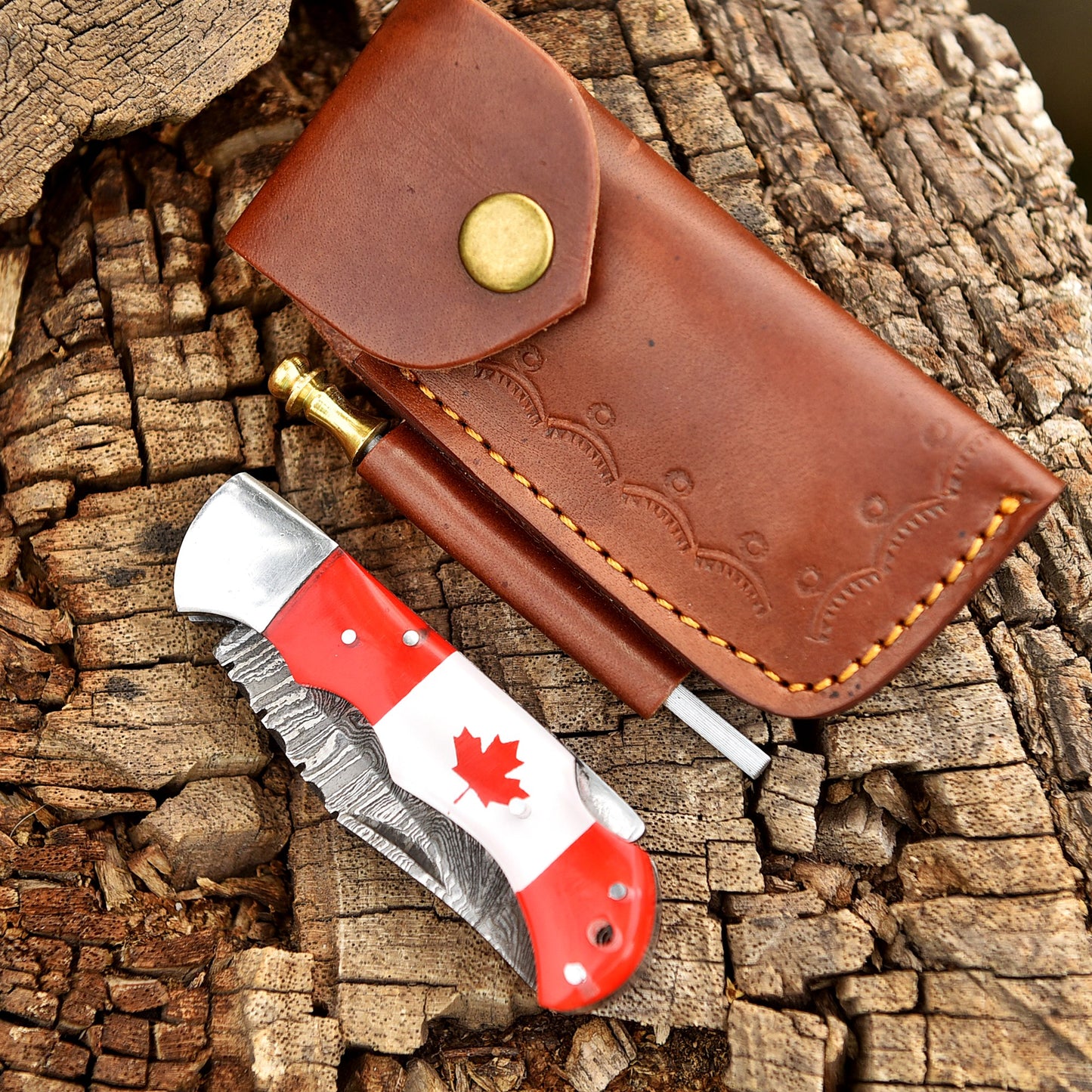 Canada Flag Damascus Steel Folding Knife |Handcrafted with Premium Design, Unique Canadian Pride Handle
