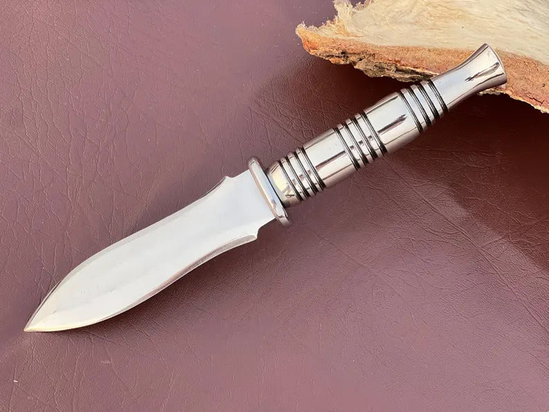 Premium Carbon Steel Tri|Dagger with Round Handle