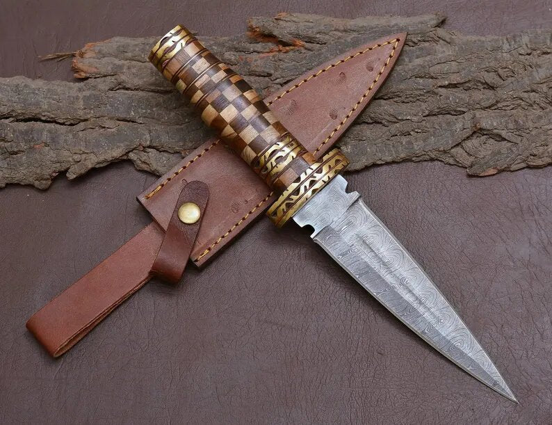 Damascus Steel Dagger Knife with Colored Rosewood