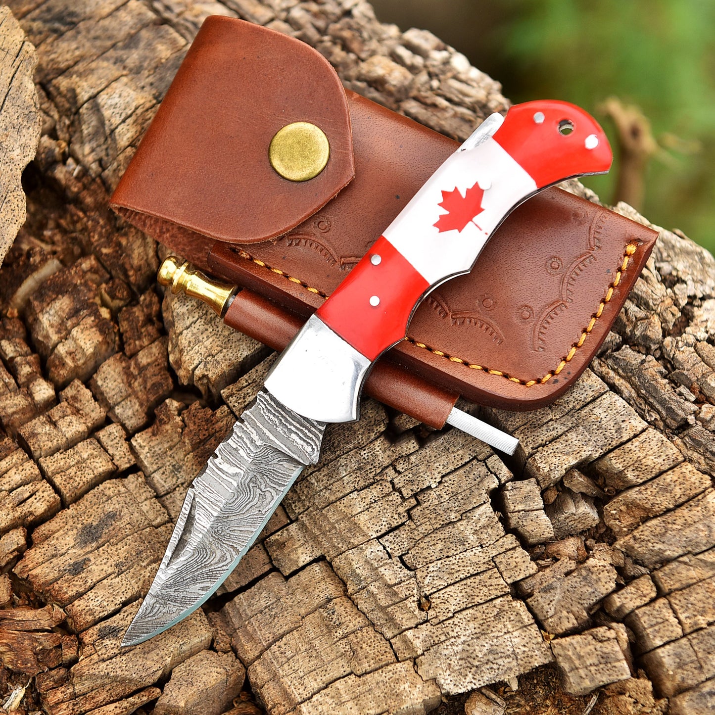 Canada Flag Damascus Steel Folding Knife |Handcrafted with Premium Design, Unique Canadian Pride Handle