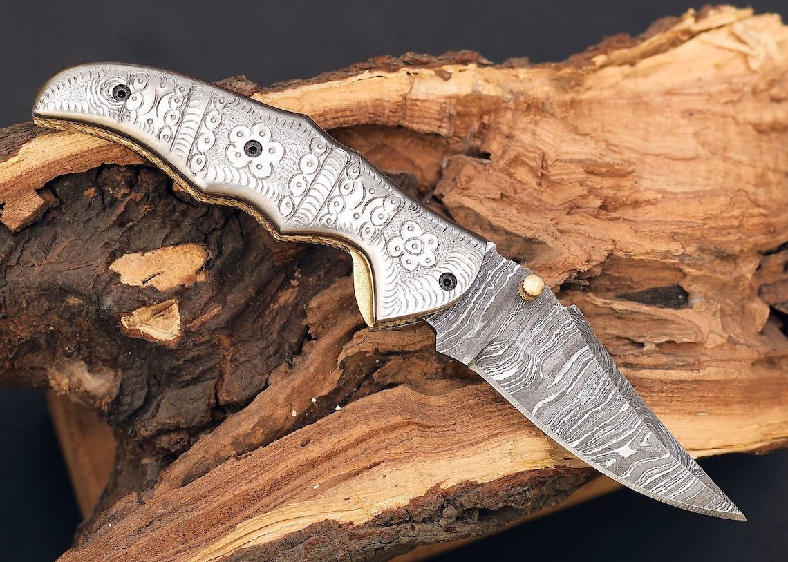 Cherished Moments Silver Gift, a perfect choice for him in 2024

