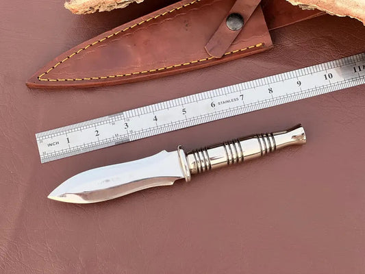 Premium Carbon Steel Tri-Dagger with Round Handle | Double-Edge Blade