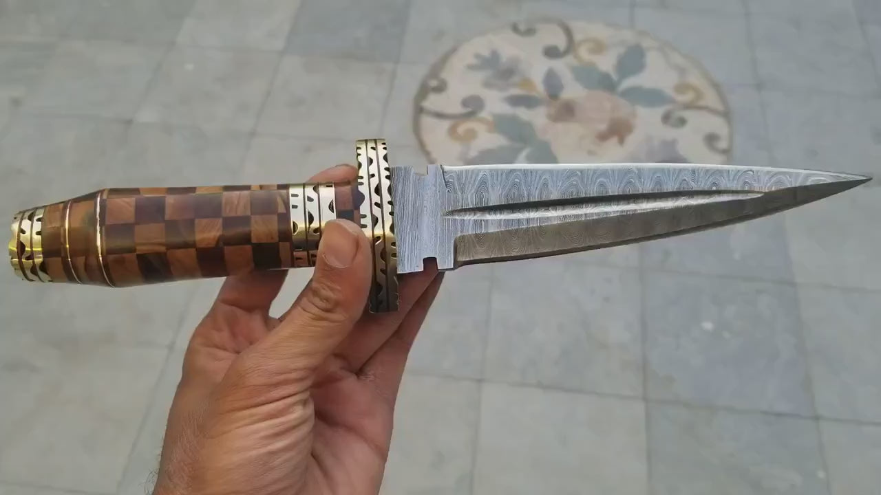 Damascus Steel Knife