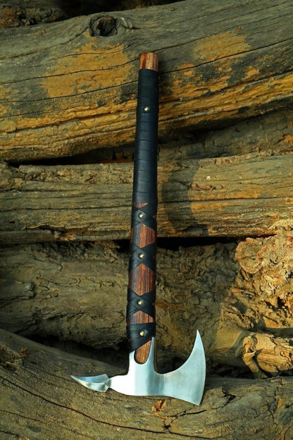 Tomohawk Ødger  Axe – Personalized Gifts For Boyfriend.