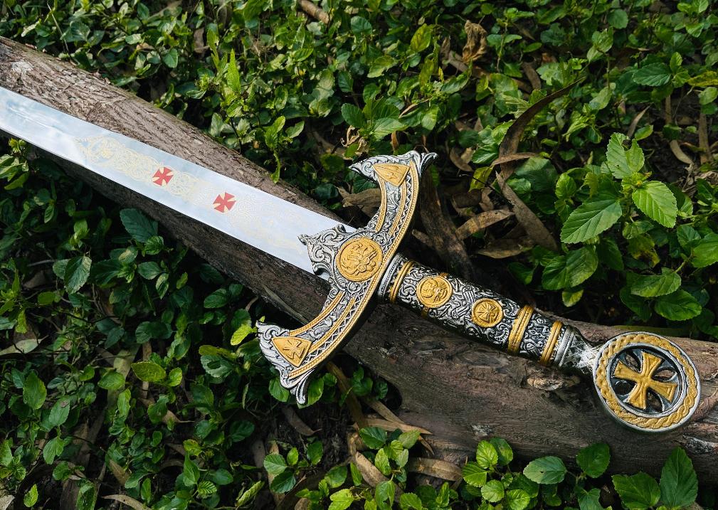 buy knight's templar sword replica at vikings mastery